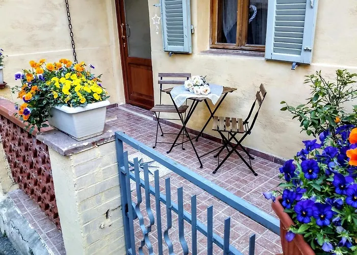 Panoramic And Beautiful House 4Km From The Sea.